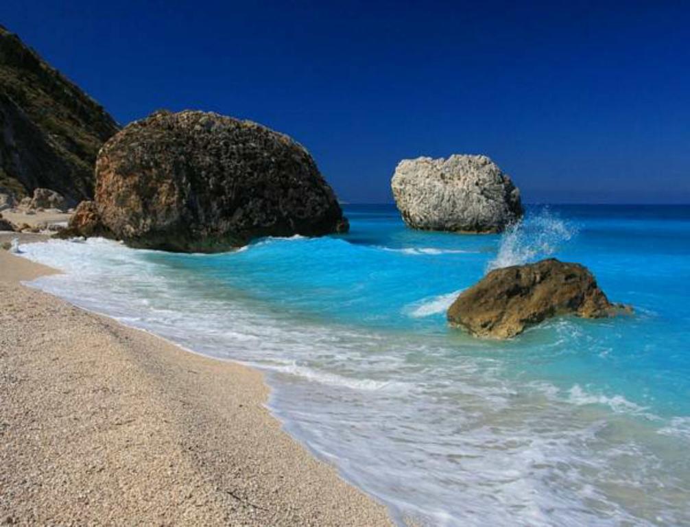 Calm View Aparthotel Vasiliki  Exterior photo